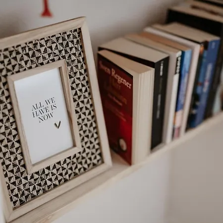 Modernes Altstadt In *